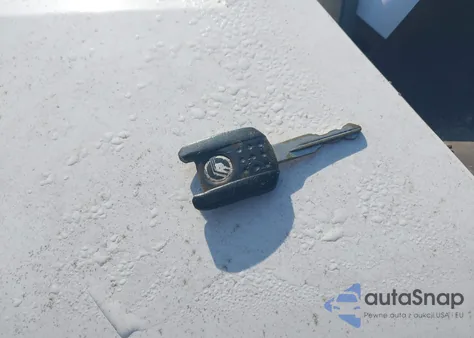 2005 Mercury Monterey Convenience from USA, damaged, VIN 2MRZA21275BJ04035